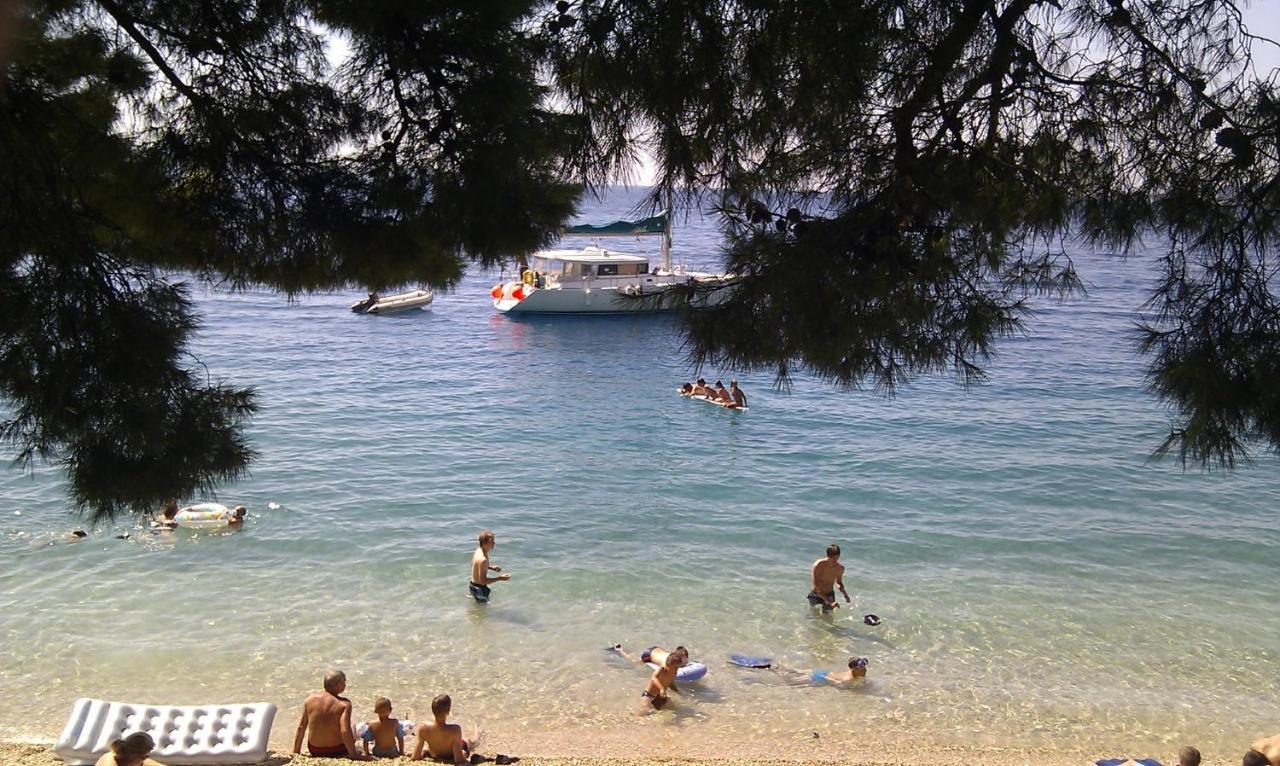 Apartman On The Beach - Nemira, Omis Apartment Exterior photo