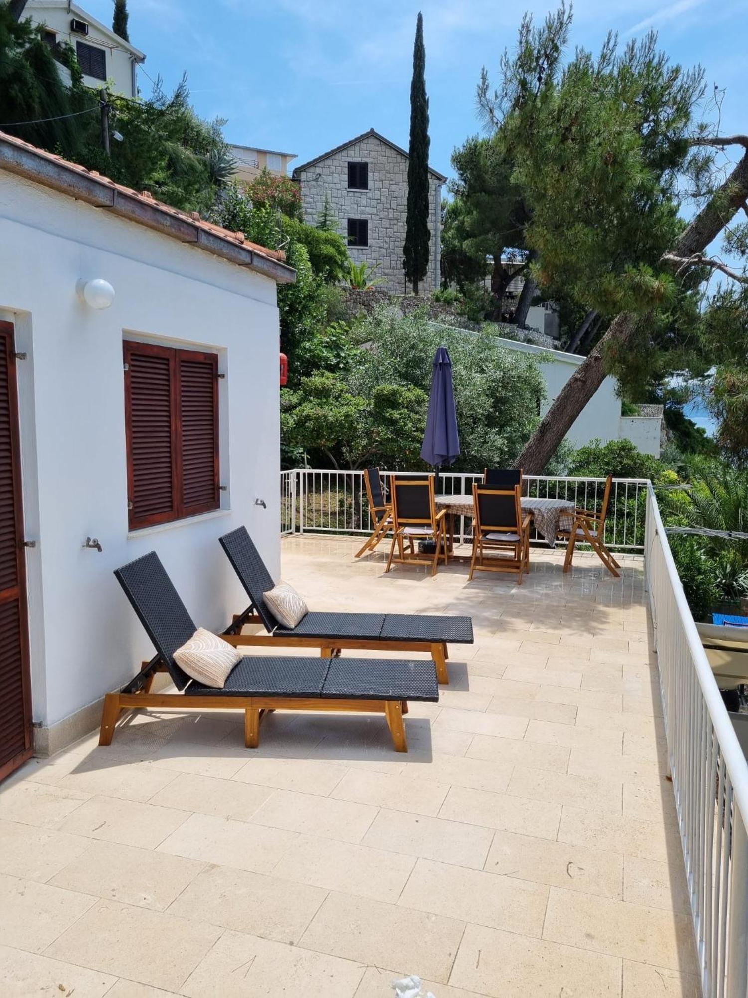 Apartman On The Beach - Nemira, Omis Apartment Exterior photo